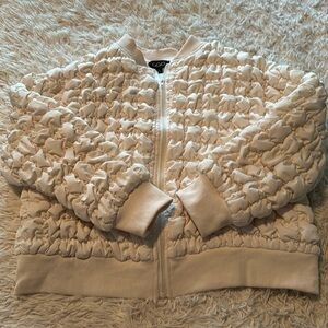 GiGiO Puffy Quilted Jacket, size M.